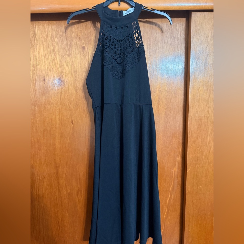 Elegant Black Sleeveless Dress